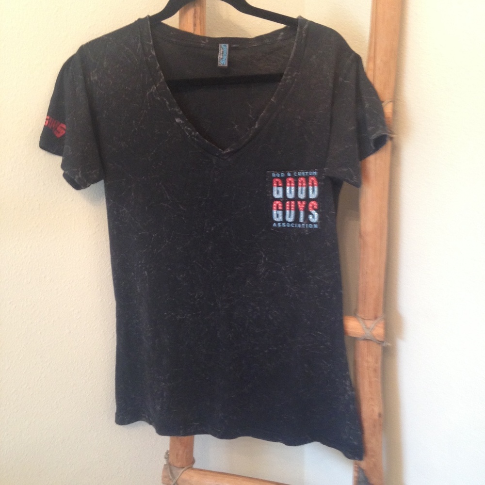 New Women's Rod & Custom top with bling, V-neck.